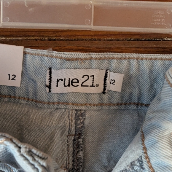 Rue21 Light Blue Distressed Denim Shorts SZ12 - Picture 7 of 10